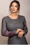 Rochie Andrada din tricot gri inchis cu imprimeu floral, maneca lunga si catarama in talie